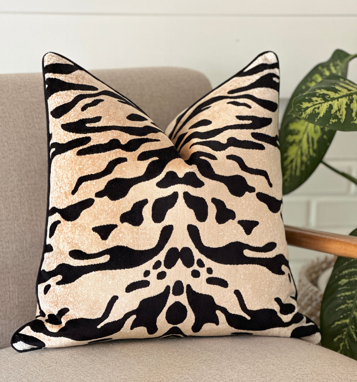 Tigress Velveteen Chenille Pillow Cover