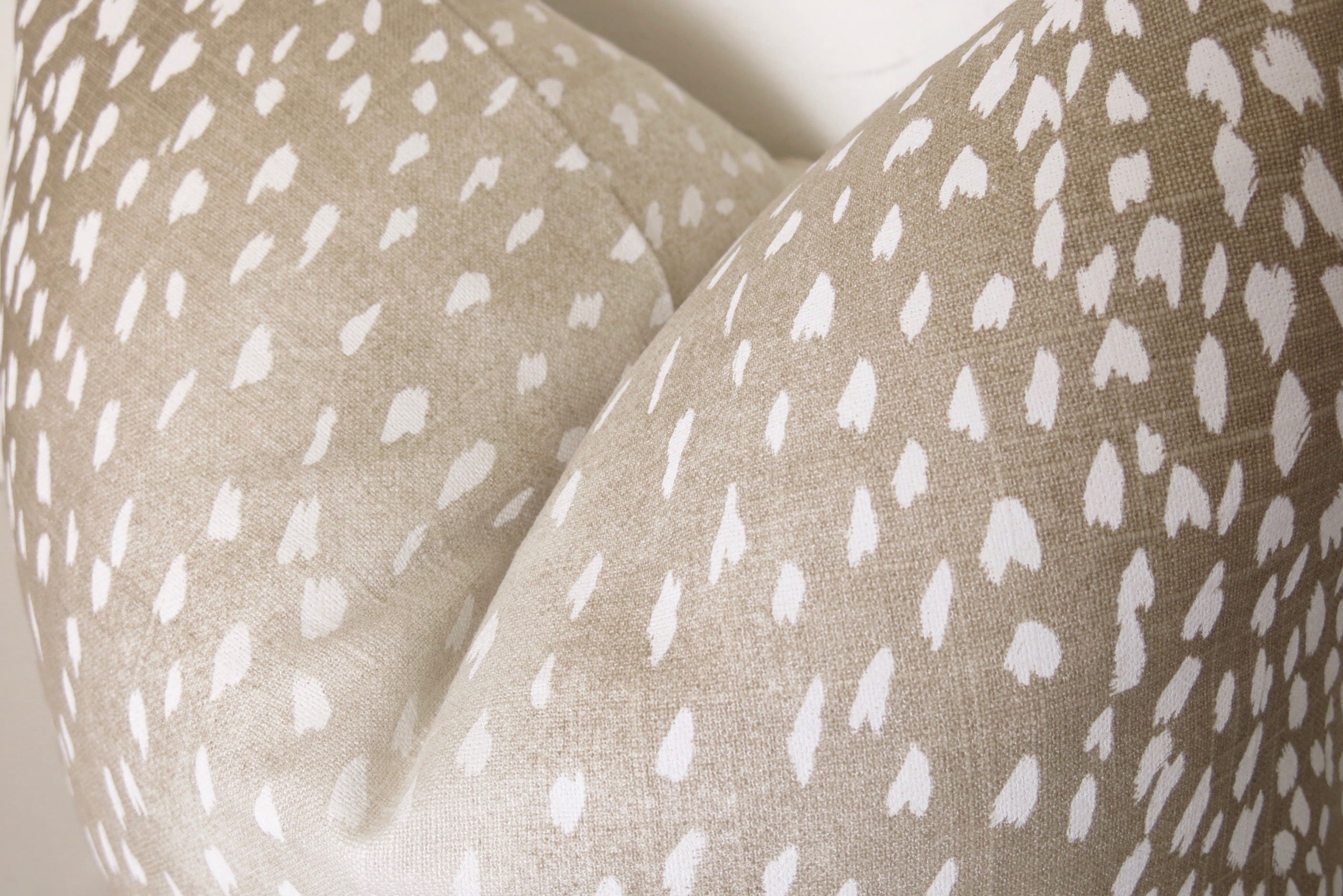Antelope Pillow Cover - Tan