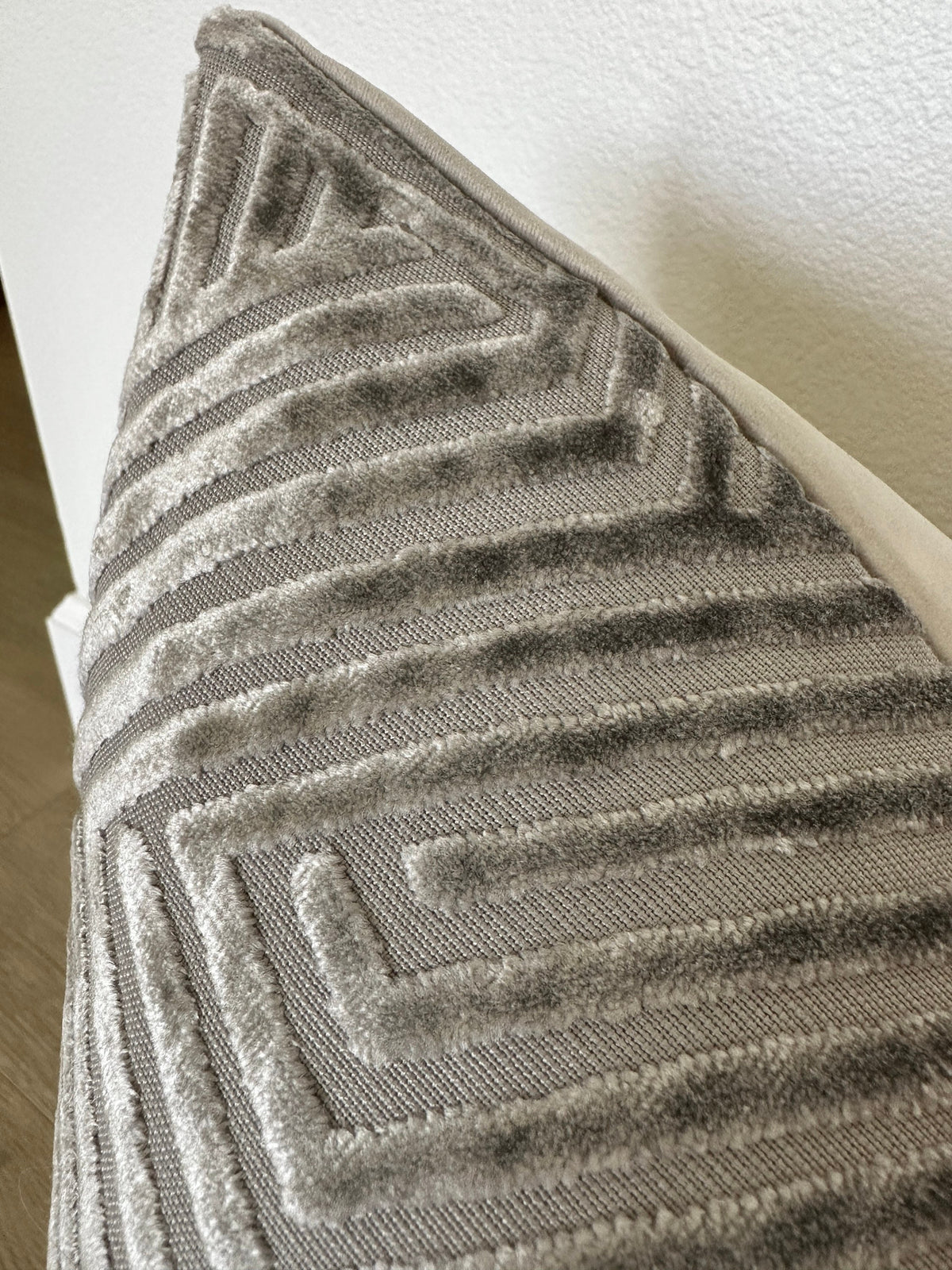 Sun Dial Pillow Cover - Silver